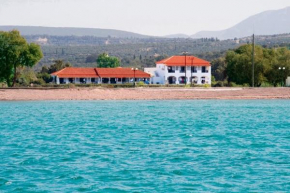 Гостиница Ilias Apartments  Метони